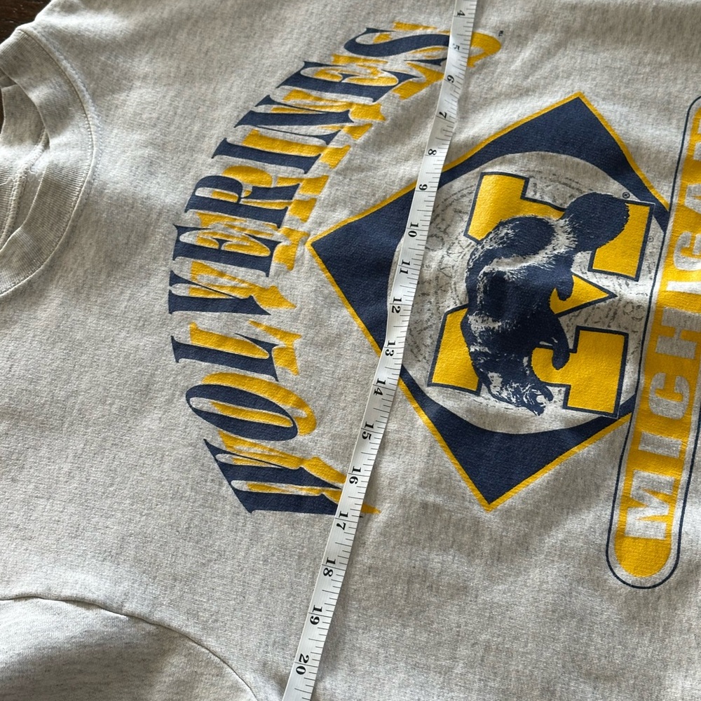 Michigan Wolverines Sweatshirt Mens M L Gray Majestic Vintage - Picture 5 of 8